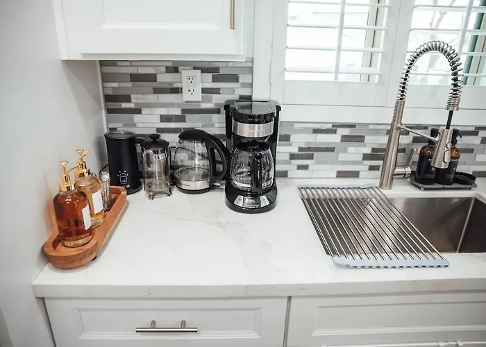 Old Town Comfort - Walkable - Renovated - Firepit Holiday home Scottsdale