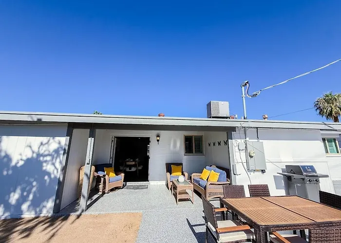 Holiday home Old Town Comfort - Walkable - Renovated - Firepit